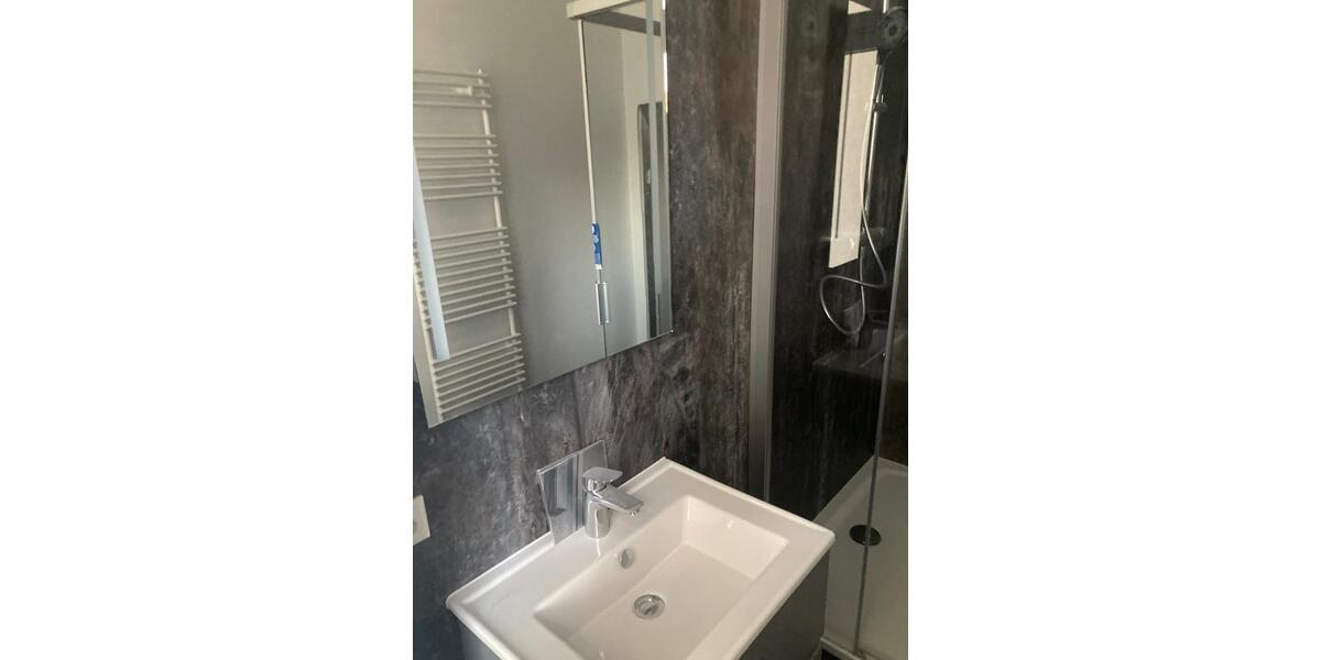Etagenwohnung Reichenbach im Vogtland - 5 Zimmer, 150 m&sup2;, 900&euro; | Angebot:26120392
