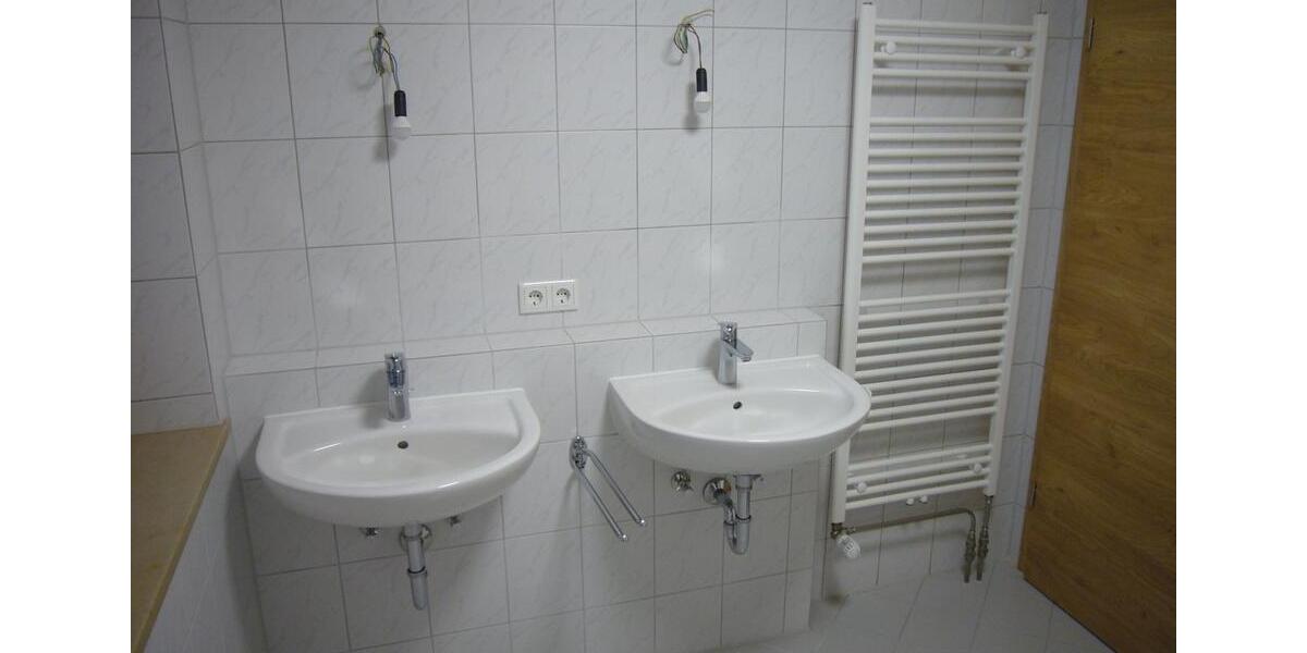 Reihenhaus Schwindegg - 5 Zimmer, 140 m&sup2;, 1.550&euro; | Angebot:24456413