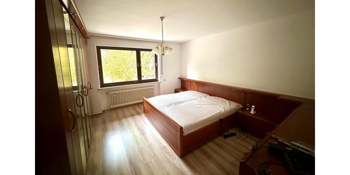 Großz.EFH, Nettokaltmiete 1.375,-€mtl. o. Kaufpreis. 289.000,-€ 5 zimmer
