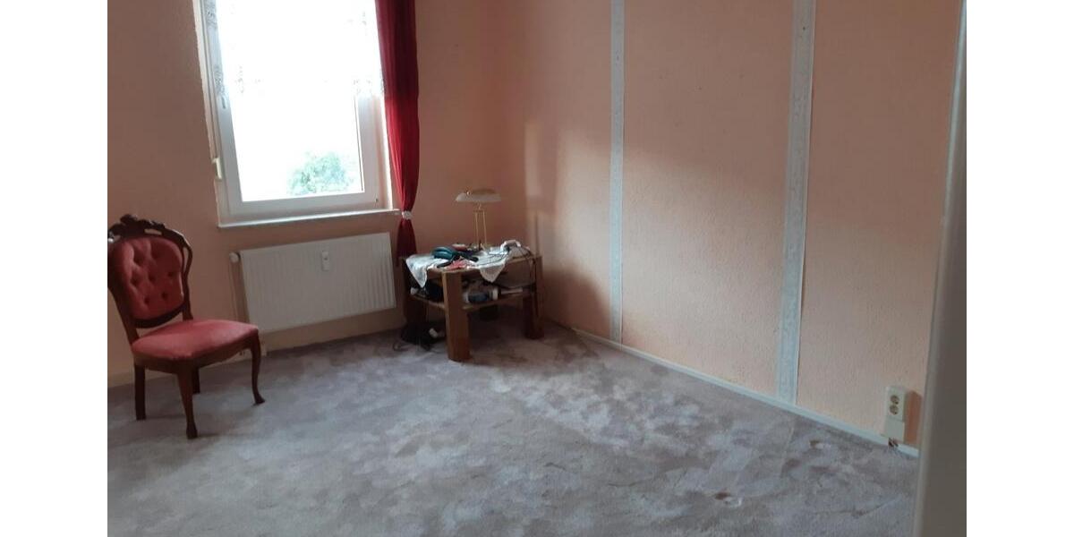 Etagenwohnung Nienburg (Saale) - 2 Zimmer, 53 m&sup2;, 360&euro; | Angebot:26325710