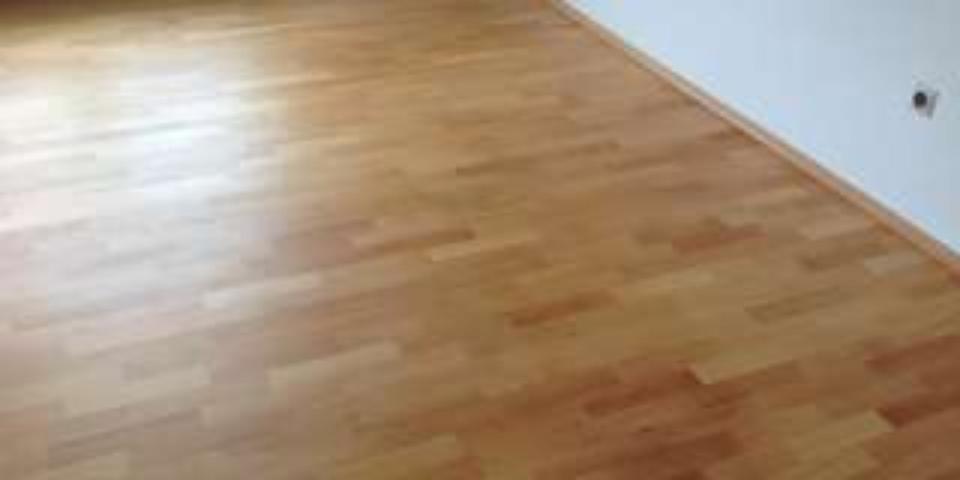 Dachgeschoßwohnung Bad Oldesloe - 3.5 Zimmer, 90 m&sup2;, 1.200&euro; | Angebot:24823930