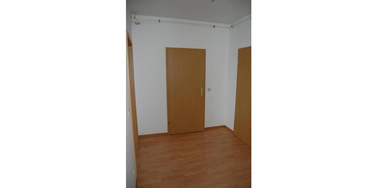 Etagenwohnung Lengenfeld - 2.5 Zimmer, 60 m&sup2;, 300&euro; | Angebot:24512478