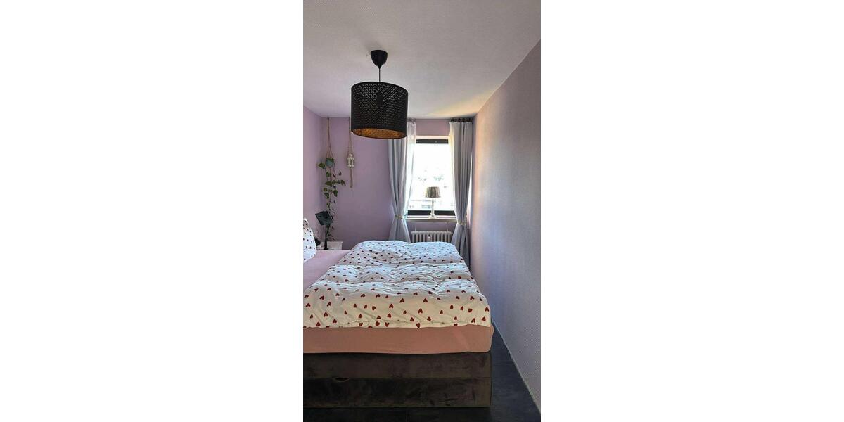 Etagenwohnung Düsseldorf Stadtbezirk 5 - 3 Zimmer, 102 m&sup2;, 1.500&euro; | Angebot:24569539