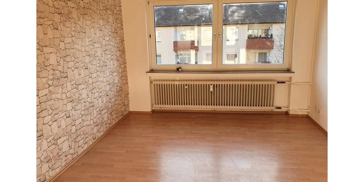 Etagenwohnung Hameln Kernstadt - 3 Zimmer, 75 m&sup2;, 476&euro; | Angebot:26645737