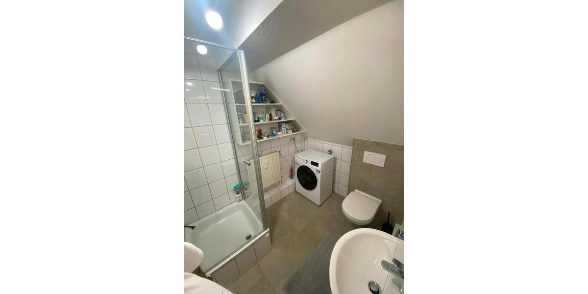 Dachgeschoßwohnung Schleswig - 3 Zimmer, 62 m&sup2;, 700&euro; | Angebot:25225071