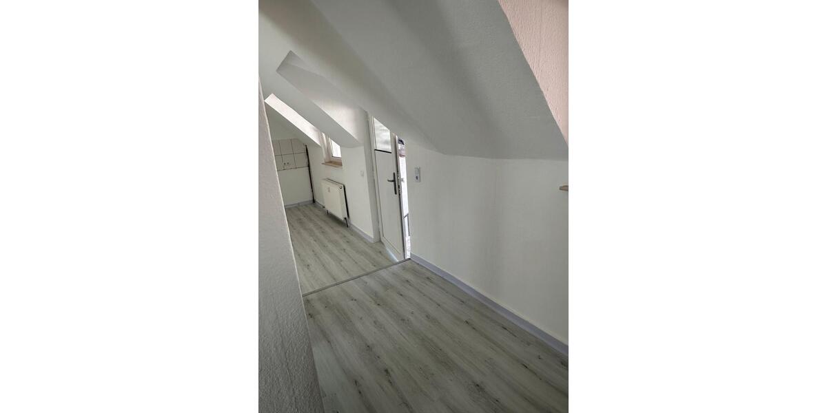 Dachgeschoßwohnung Langgöns - 3 Zimmer, 70 m&sup2;, 750&euro; | Angebot:26481535