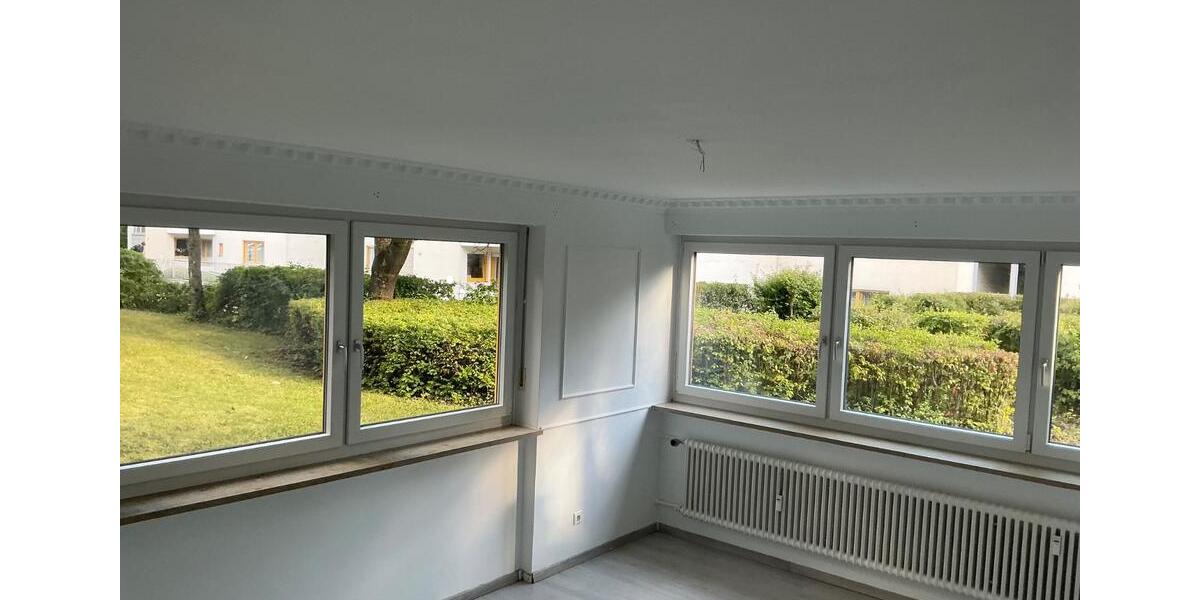 Erdgeschoßwohnung Regensburg Ganghofersiedlung - 3 Zimmer, 90 m&sup2;, 1.490&euro; | Angebot:25636515