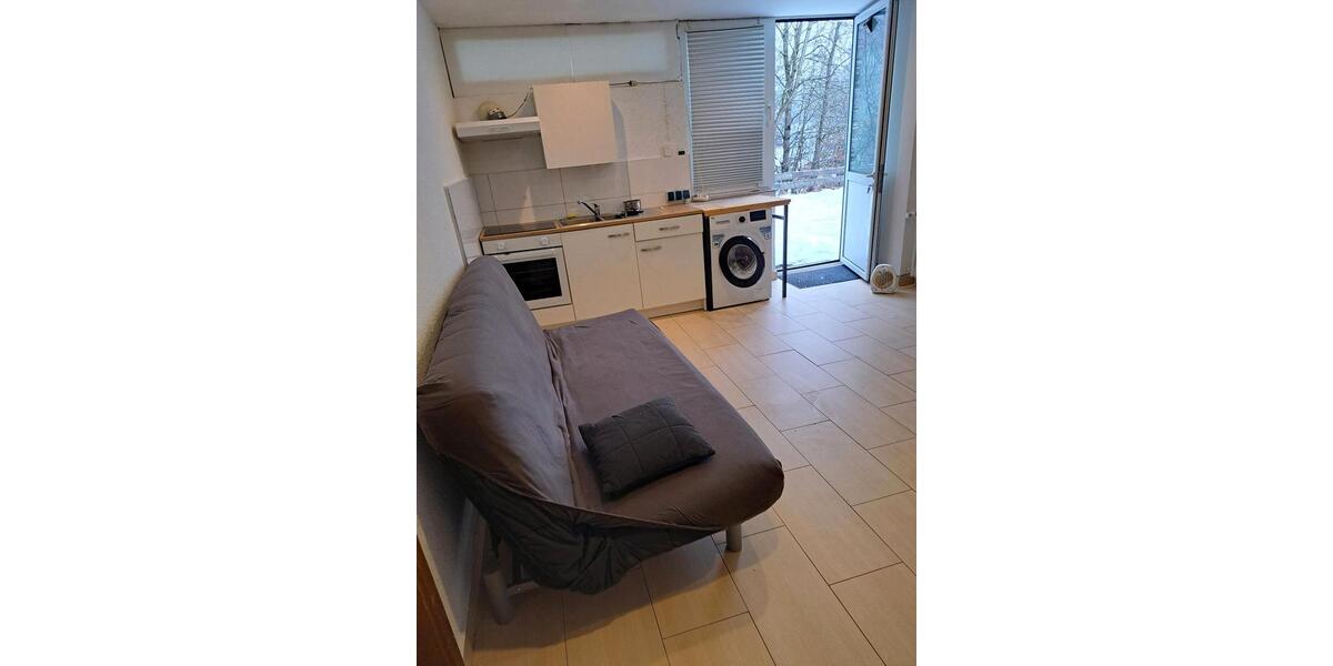 Apartments möbiliert 24qm fur 250 EURO 1 zimmer