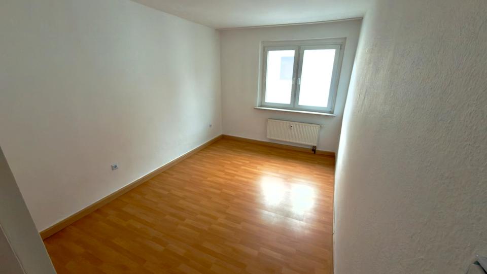 Etagenwohnung Erlangen Bruck - 3 Zimmer, 80 m&sup2;, 550&euro; | Angebot:26101470