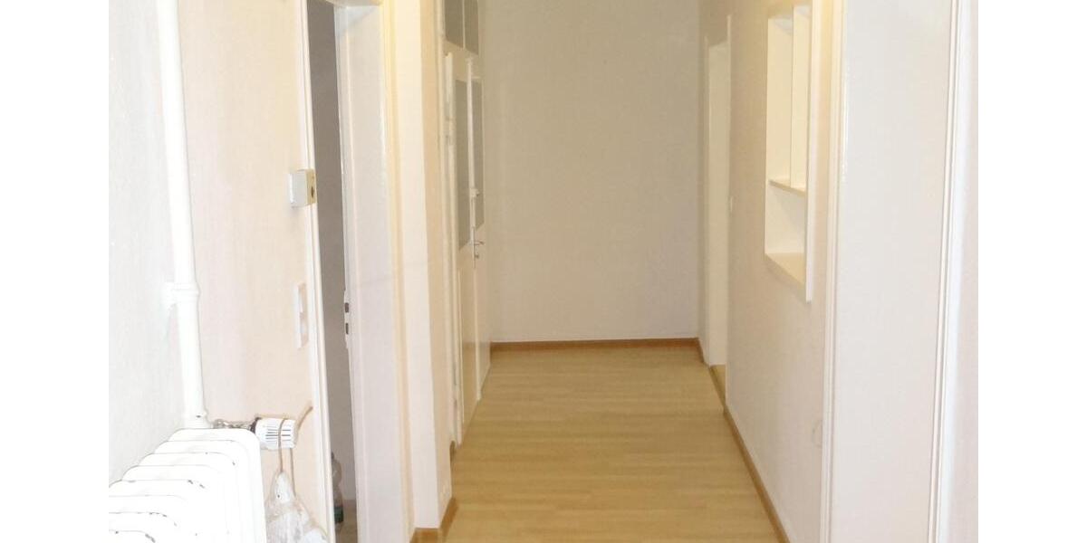 Etagenwohnung Eschwege - 4 Zimmer, 91 m&sup2;, 660&euro; | Angebot:24661861