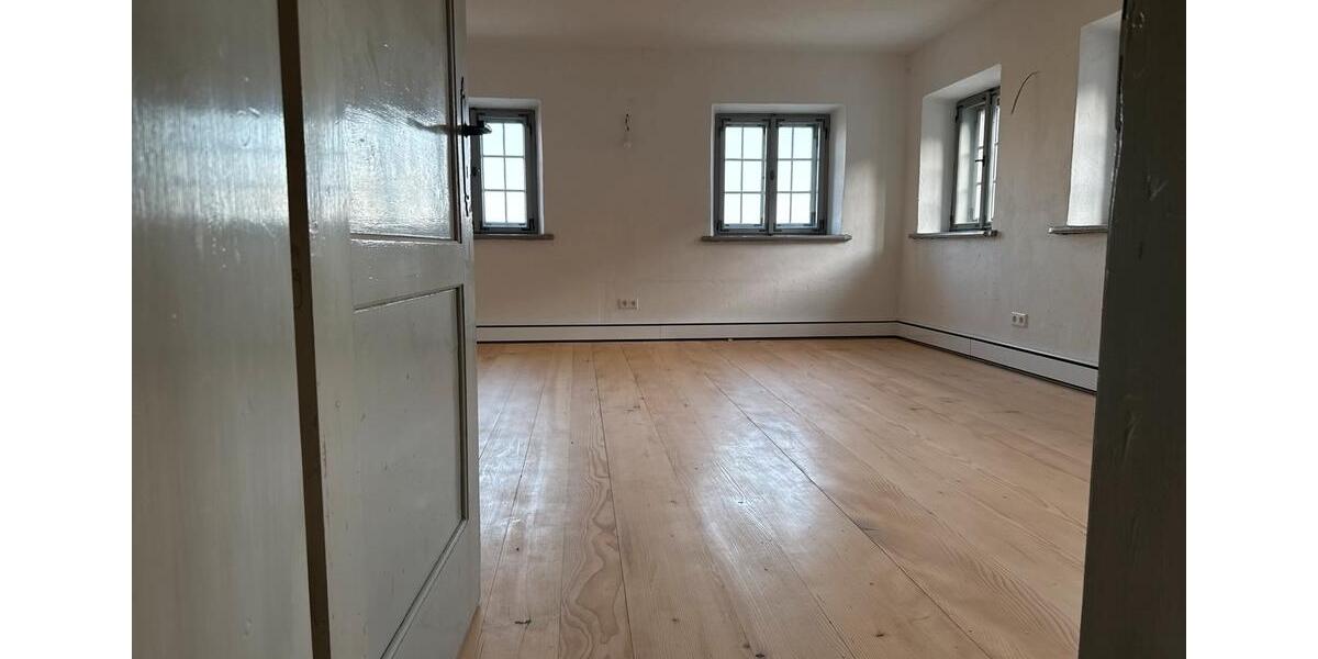 Bauernhaus, Landhaus Dorfen - 6 Zimmer, 210 m&sup2;, 3.500&euro; | Angebot:26278683
