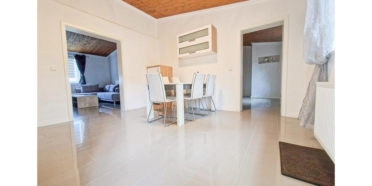Mehrfamilienhaus, Wohnhaus Oberndorf - 5 Zimmer, 135 m&sup2;, 1.090&euro; | Angebot:26676506