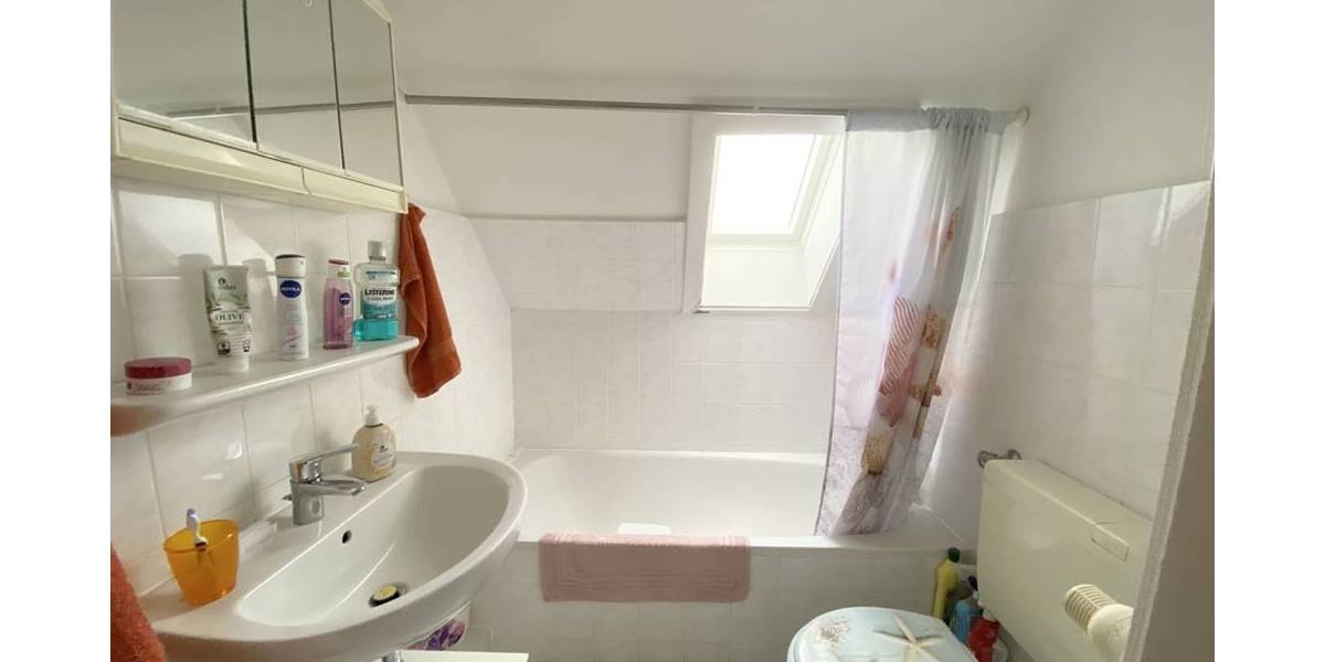 Etagenwohnung Ahrensbök - 3 Zimmer, 42 m&sup2;, 410&euro; | Angebot:26161815