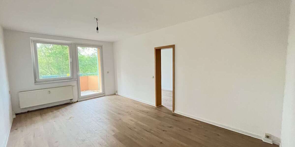 Etagenwohnung Zwickau Marienthal Ost - 4 Zimmer, 70 m&sup2;, 399&euro; | Angebot:26777065