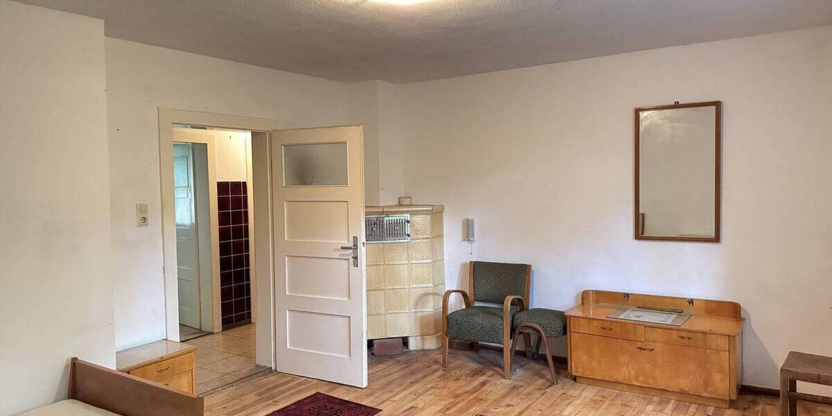 Einfamilienhaus Weisendorf / Oberlindach Oberlindach - 9 Zimmer, 205 m&sup2;, 1.595&euro; | Angebot:24028426