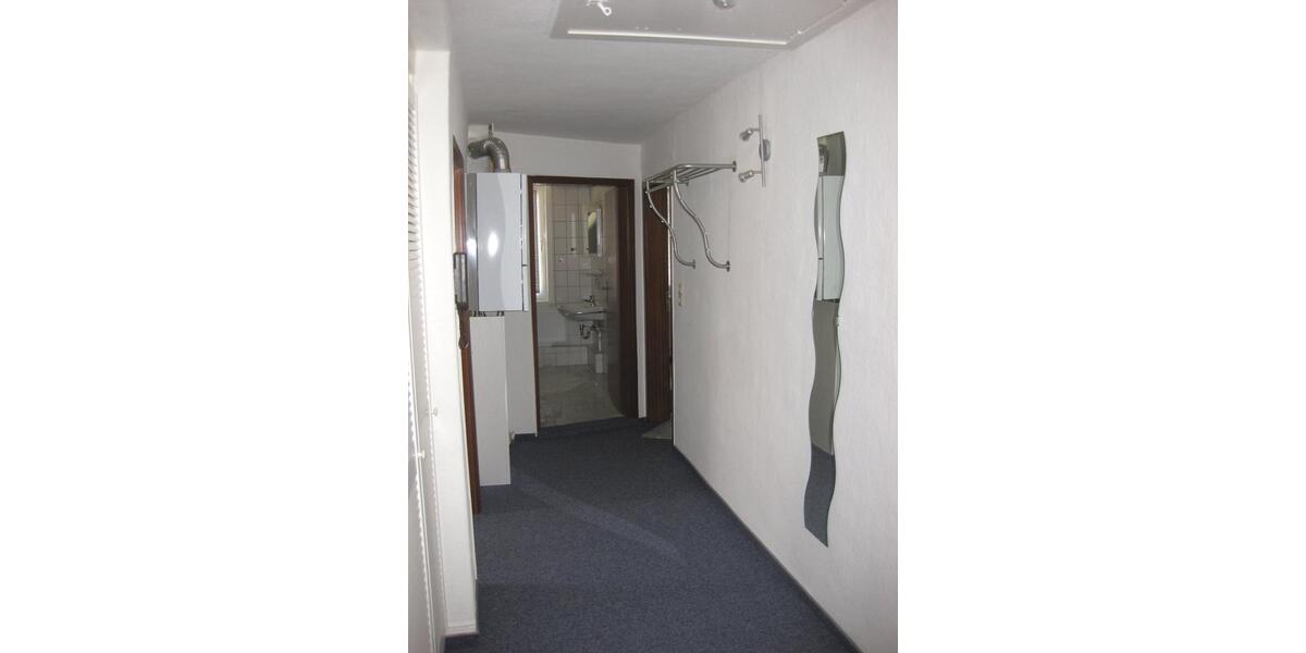 Dachgeschoßwohnung Einbeck - 3 Zimmer, 68 m&sup2;, 440&euro; | Angebot:25047486