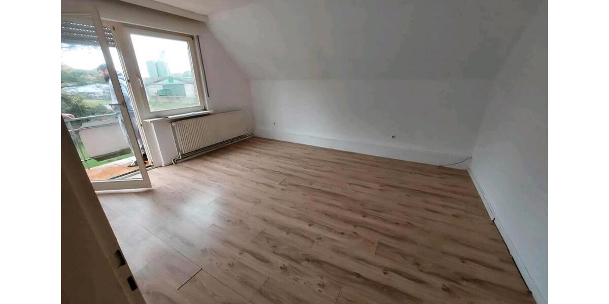 Dachgeschoßwohnung Freren - 2.5 Zimmer, 75 m&sup2;, 670&euro; | Angebot:26163513