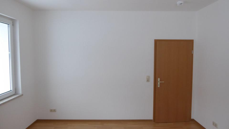 Erdgeschoßwohnung Saalfeld (Saale) - 3 Zimmer, 66 m&sup2;, 422&euro; | Angebot:22529083