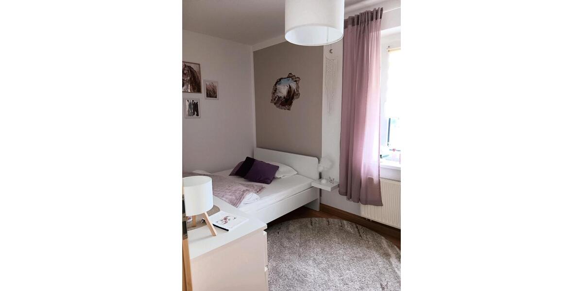 Etagenwohnung Ronneburg - 3 Zimmer, 58 m&sup2;, 462&euro; | Angebot:24588280