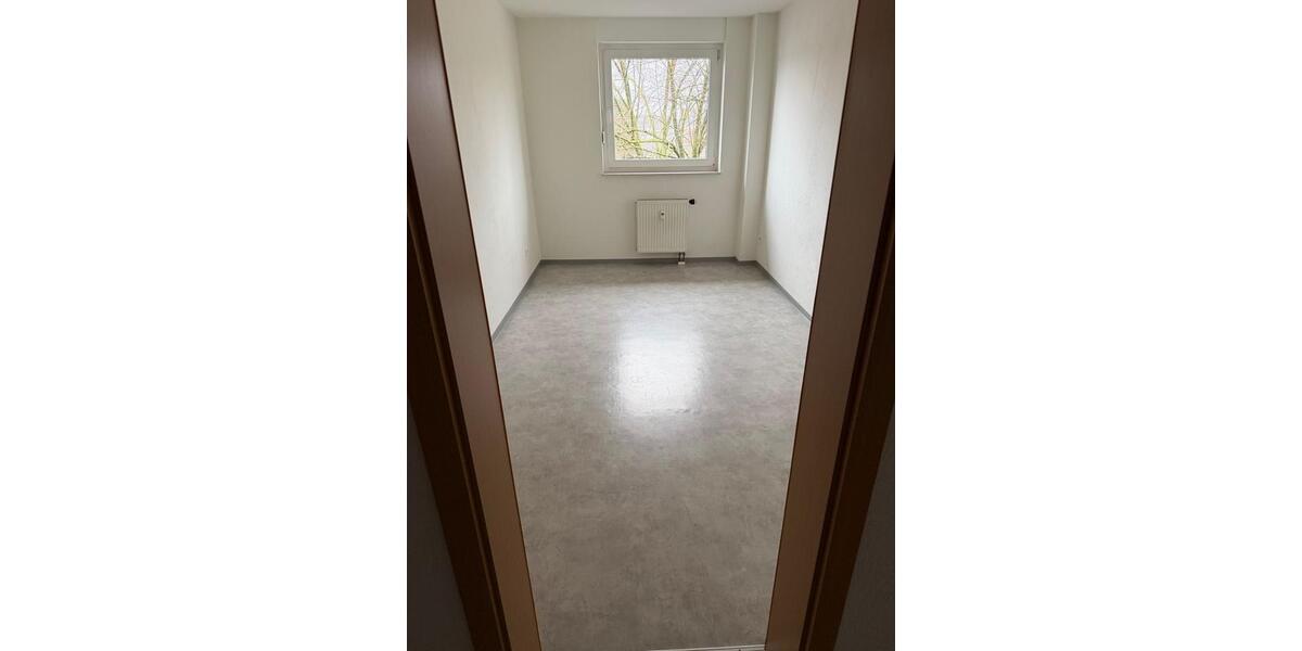 Etagenwohnung Dinslaken - 3.5 Zimmer, 79 m&sup2;, 1.100&euro; | Angebot:26023949
