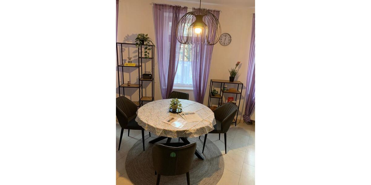 Wohnen auf Zeit Hainichen - 3 Zimmer, 65 m&sup2;, 1.400&euro; | Angebot:24979217