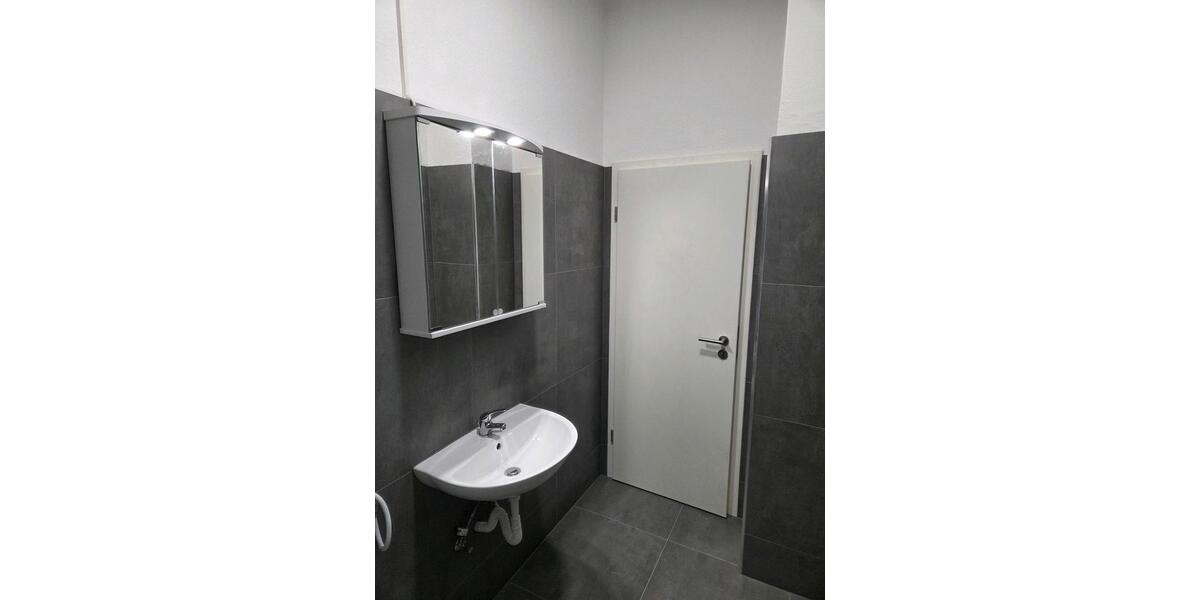 Hochparterre Kaiserslautern Betzenberg - 1 Zimmer, 27 m&sup2;, 400&euro; | Angebot:25977507