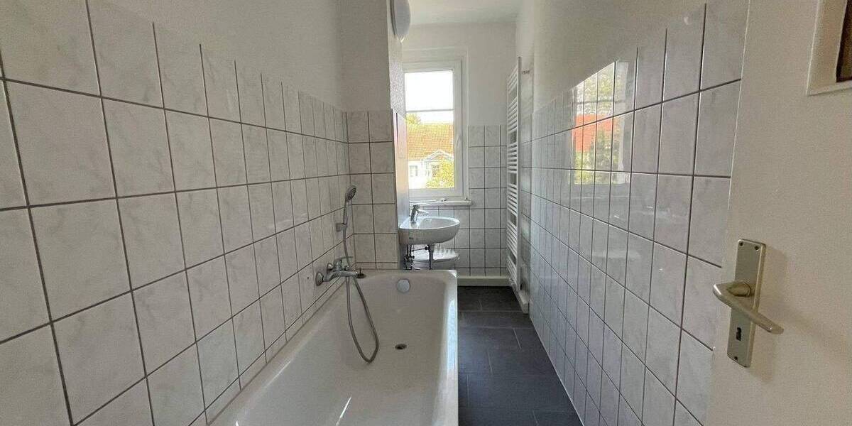 Etagenwohnung Zwickau Eckersbach - 2 Zimmer, 47 m&sup2;, 249&euro; | Angebot:26834768