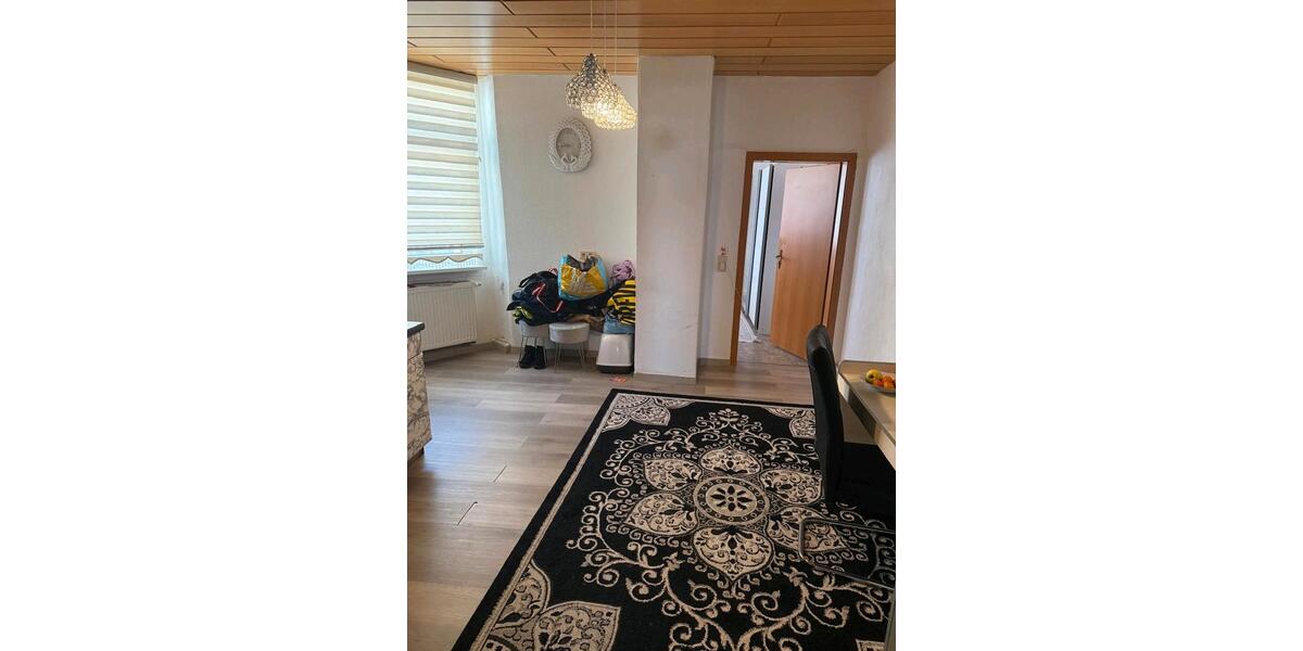 Etagenwohnung Mannheim Gartenstadt - 3 Zimmer, 84 m&sup2;, 1.200&euro; | Angebot:26585701