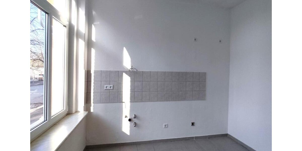 Erdgeschoßwohnung Plauen Altstadt - 2 Zimmer, 66 m&sup2;, 280&euro; | Angebot:25342739