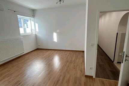 Wohnung Traunstein - 3.5 Zimmer, 118 m&sup2;, 1.450&euro; | Angebot:24649673