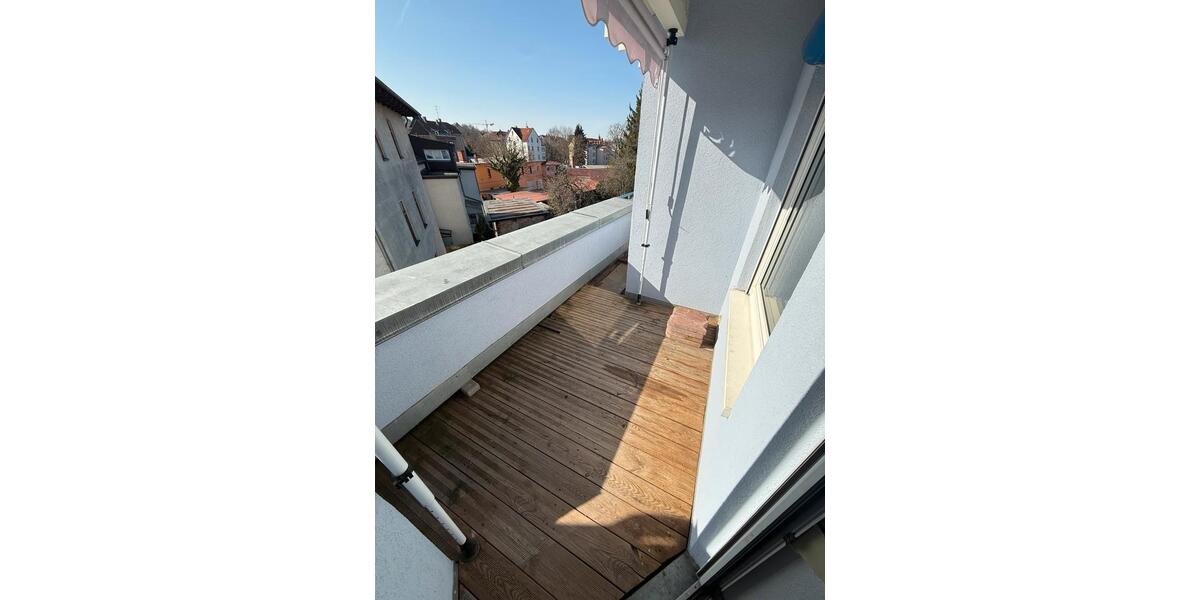 Dachgeschoßwohnung Gotha - 1 Zimmer, 60 m&sup2;, 660&euro; | Angebot:25397063