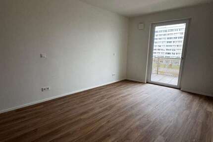 Wohnung zum Mieten in Oberschleißheim 957 € 65.95 m² 2 zimmer