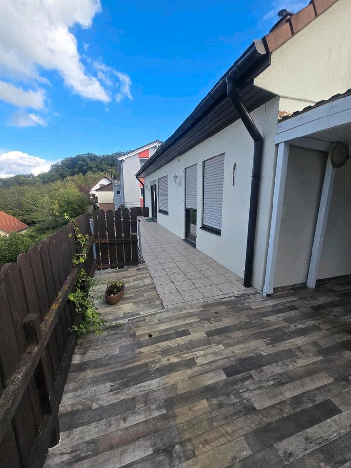 3-Zimmer-Wohnung mit Balkon+Terrasse+Garage ca. 90 qm