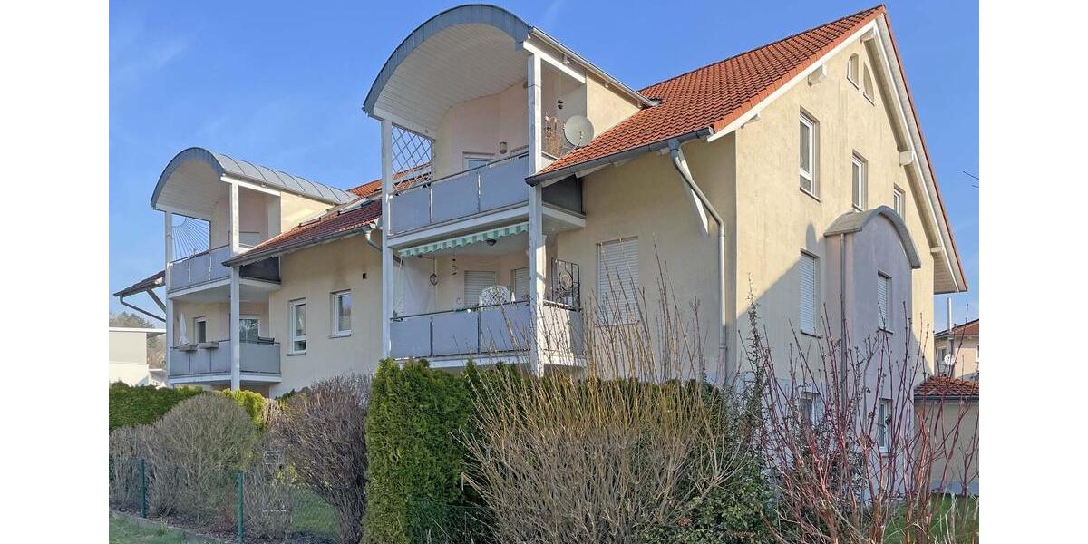 Dachgeschoßwohnung Kronach - 4 Zimmer, 81 m&sup2;, 860&euro; | Angebot:26646675