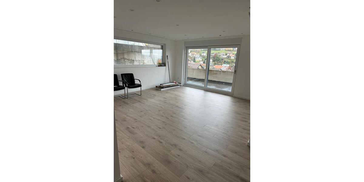 Erdgeschoßwohnung Wilhelmsfeld - 4.5 Zimmer, 85 m&sup2;, 1.250&euro; | Angebot:26025490