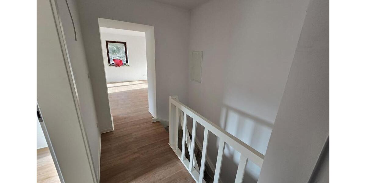 Etagenwohnung Nonnweiler - 2 Zimmer, 70 m&sup2;, 550&euro; | Angebot:25948561