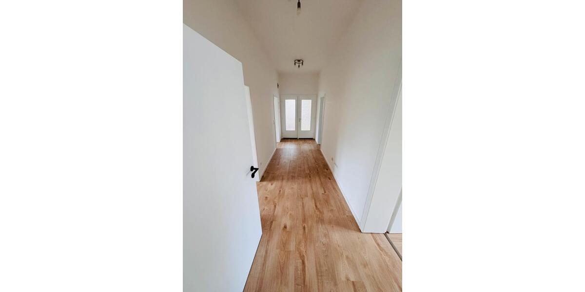 Erdgeschoßwohnung Herford - 3 Zimmer, 84 m&sup2;, 898&euro; | Angebot:26297061