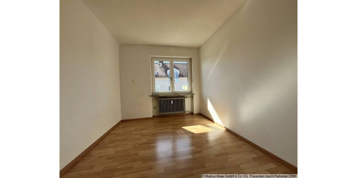 Etagenwohnung Dorfen - 4 Zimmer, 90 m&sup2;, 1.030&euro; | Angebot:26093734