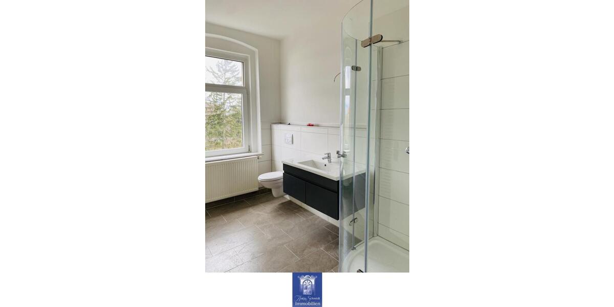 Etagenwohnung Hartha - 3 Zimmer, 73 m&sup2;, 404&euro; | Angebot:24496379