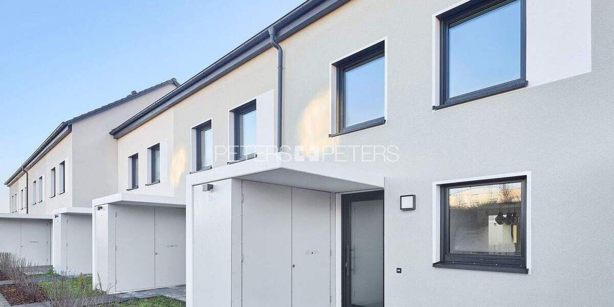 Reihenmittelhaus Geesthacht - 4 Zimmer, 120 m&sup2;, 1.860&euro; | Angebot:25701275