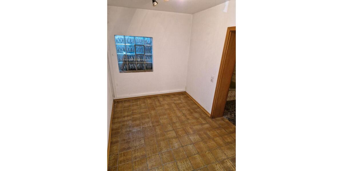 Erdgeschoßwohnung Selters (Westerwald) - 2.5 Zimmer, 80 m&sup2;, 600&euro; | Angebot:26042119