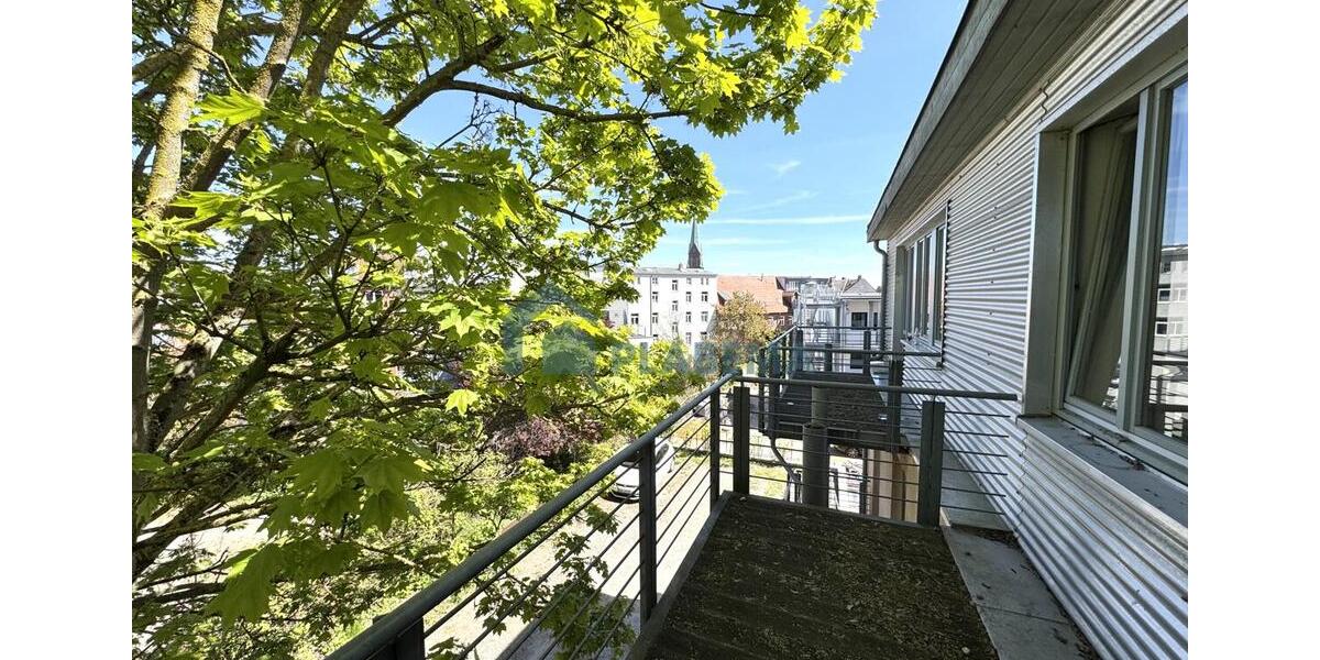 Dachgeschoßwohnung Schwerin - 2 Zimmer, 60 m&sup2;, 967&euro; | Angebot:26546391