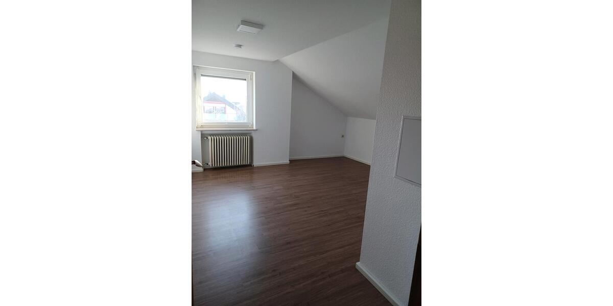 Dachgeschoßwohnung Meßkirch - 3 Zimmer, 75 m&sup2;, 950&euro; | Angebot:24685776