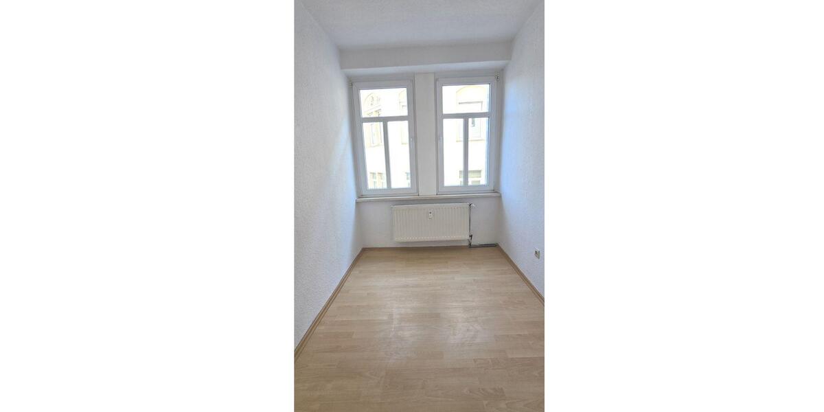 Etagenwohnung Groitzsch - 2 Zimmer, 48 m&sup2;, 318&euro; | Angebot:25428647