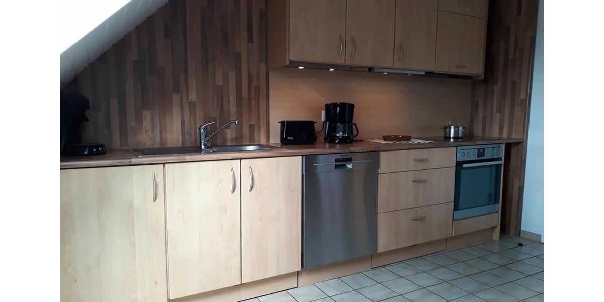 Dachgeschoßwohnung Simmerath - 3 Zimmer, 90 m&sup2;, 900&euro; | Angebot:26311932