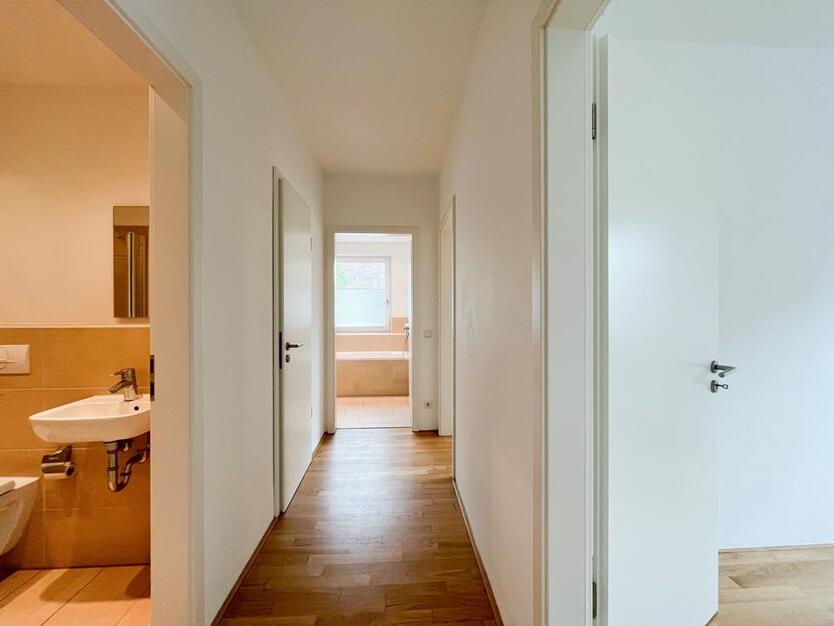 3-Zimmer-Erdgeschosswohnung mit Terrasse und Blick auf die Weser zimmer