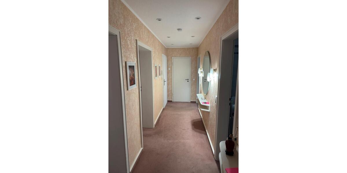 Wohnen auf Zeit Duisburg Beeck - 3 Zimmer, 80 m&sup2;, 18&euro; | Angebot:22256518