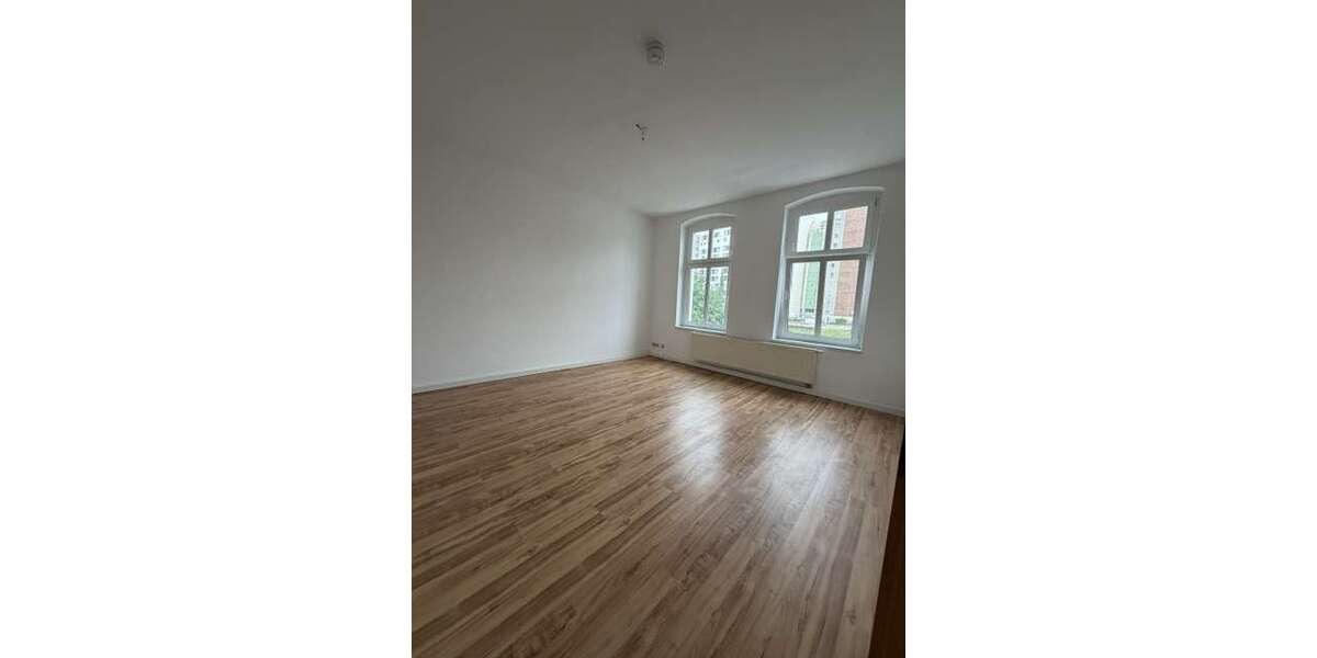 Etagenwohnung Frankfurt Oder - 2 Zimmer, 71 m&sup2;, 525&euro; | Angebot:26972350