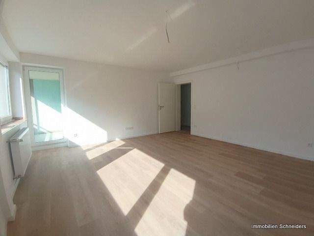 Etagenwohnung Krefeld Cracau - 3 Zimmer, 67 m&sup2;, 740&euro; | Angebot:25153628