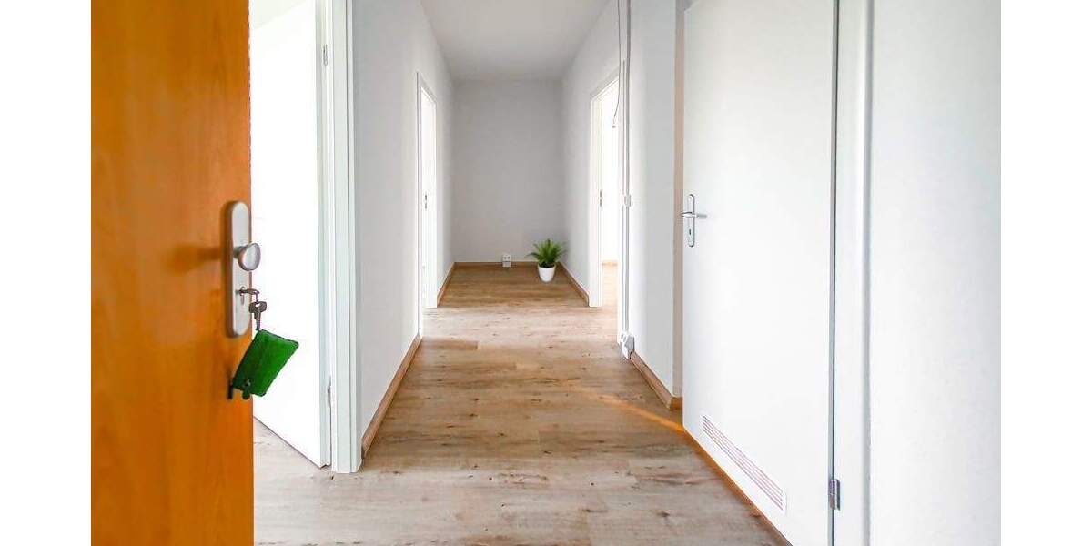 Etagenwohnung Zwickau Eckersbach - 5 Zimmer, 128 m&sup2;, 742&euro; | Angebot:24791757